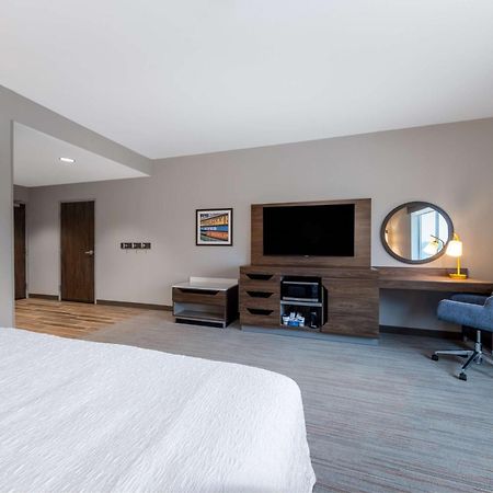Hampton Inn Kansas City Southeast, Mo ภายนอก รูปภาพ