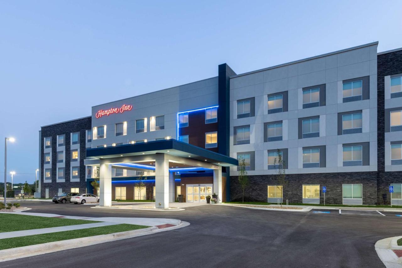 Hampton Inn Kansas City Southeast, Mo ภายนอก รูปภาพ