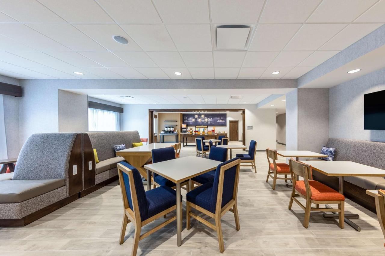 Hampton Inn Kansas City Southeast, Mo ภายนอก รูปภาพ