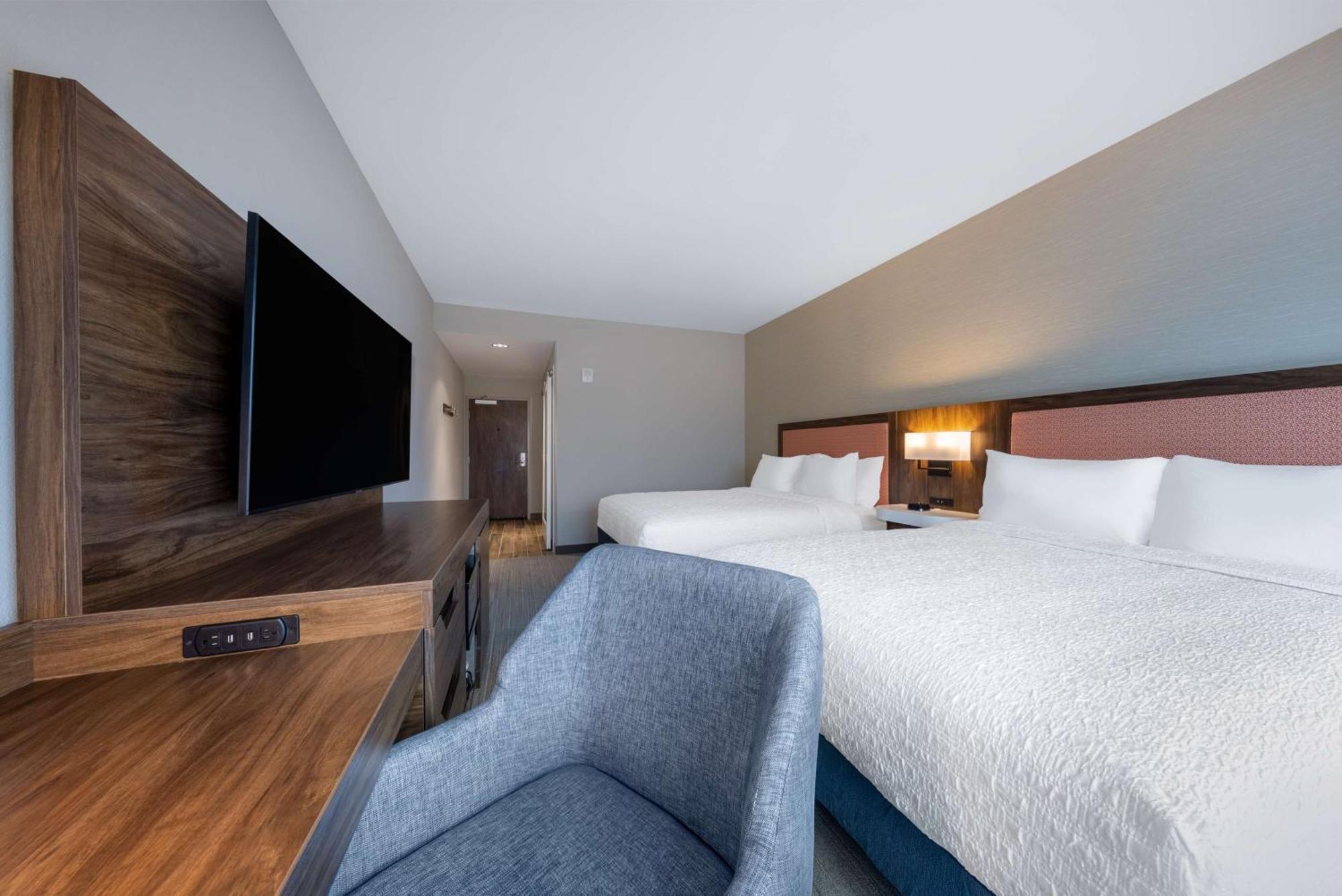 Hampton Inn Kansas City Southeast, Mo ภายนอก รูปภาพ